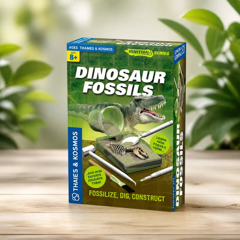 "Dinosaur Fossils" - Science Kit by Thames & Kosmos